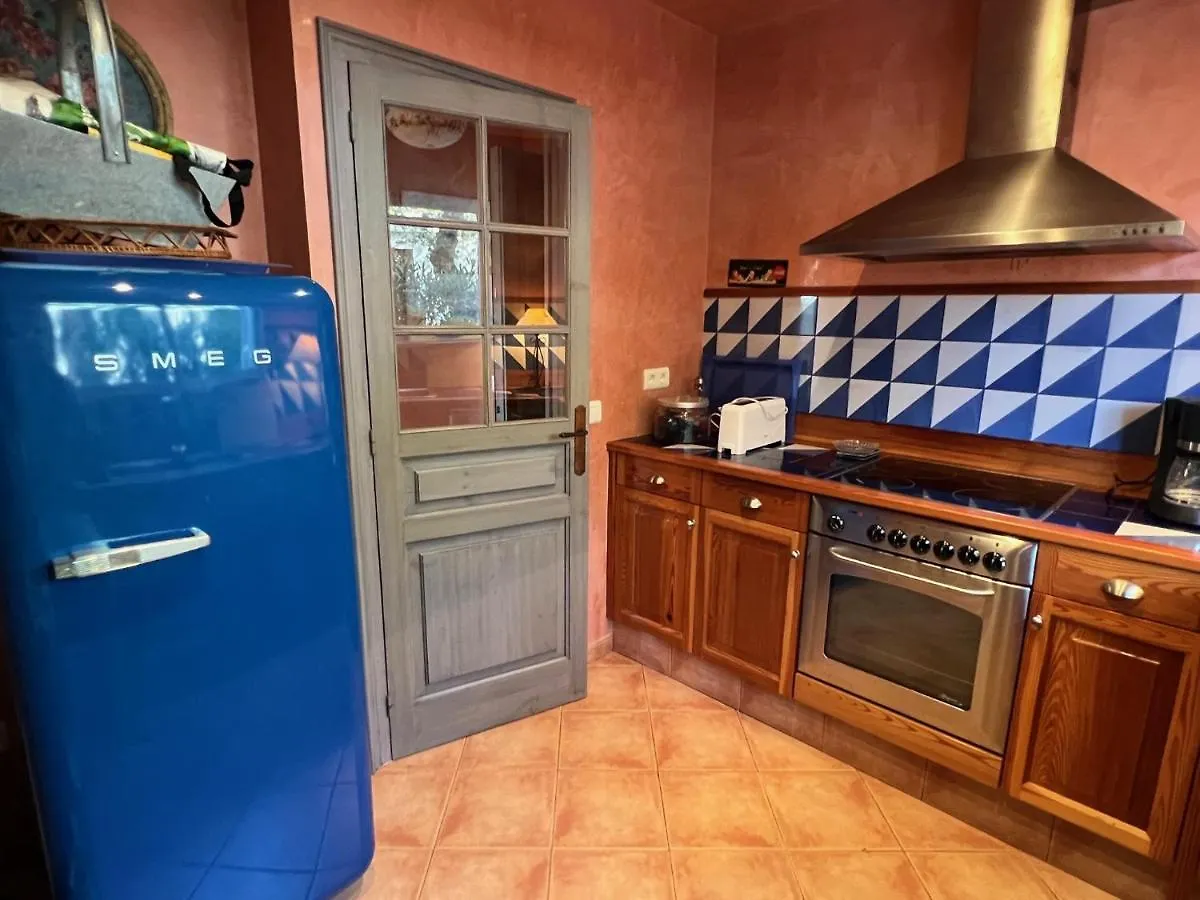 508 - Bonito Apartamento Con Vistas A Mar Calella De Palafrugell 0*,  Španělsko
